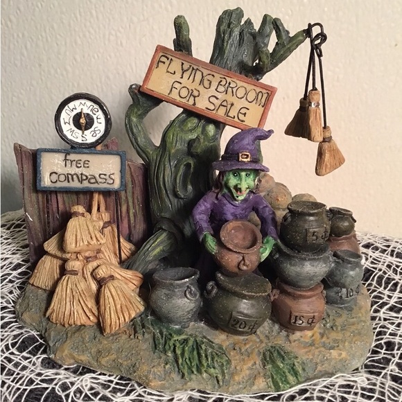 Holiday Spooky Hollow Flying Broom Outpost Archway Halloween House